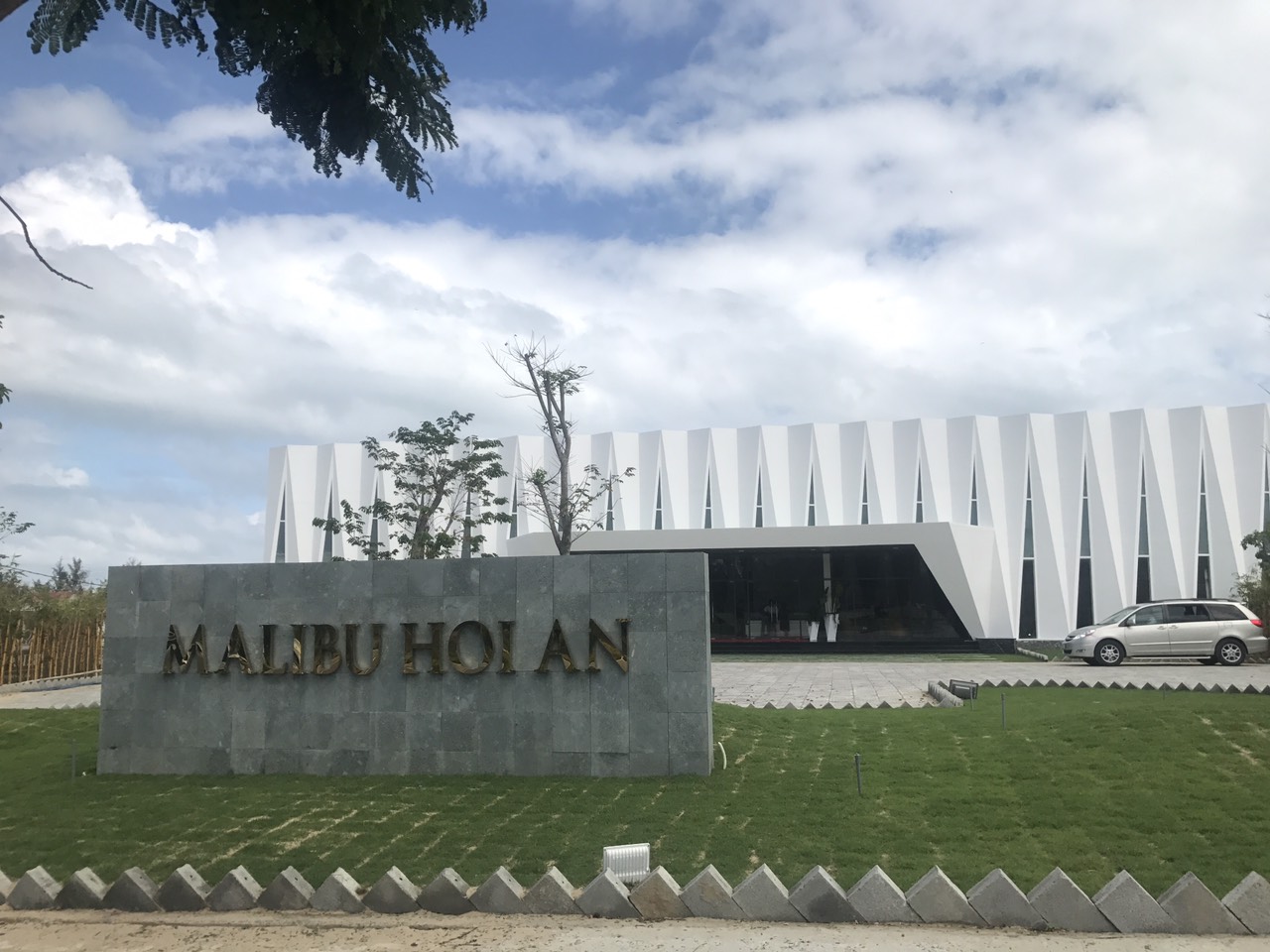 dự án biệt thự và condotel Malibu MGM Hội An Resorts & Villas