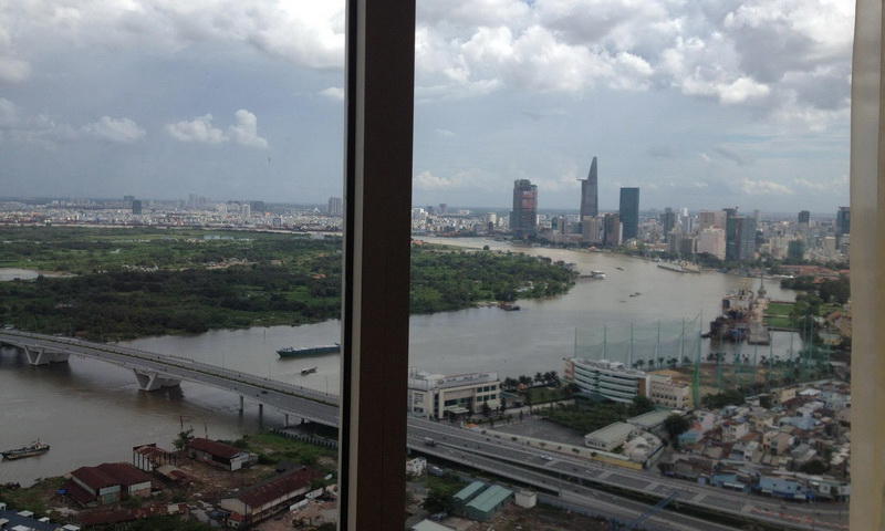 Cho thuê căn hộ Saigon Pearl 3 phòng ngủ lầu 33 toà Sapphire 1 nội thất cao cấp view sông