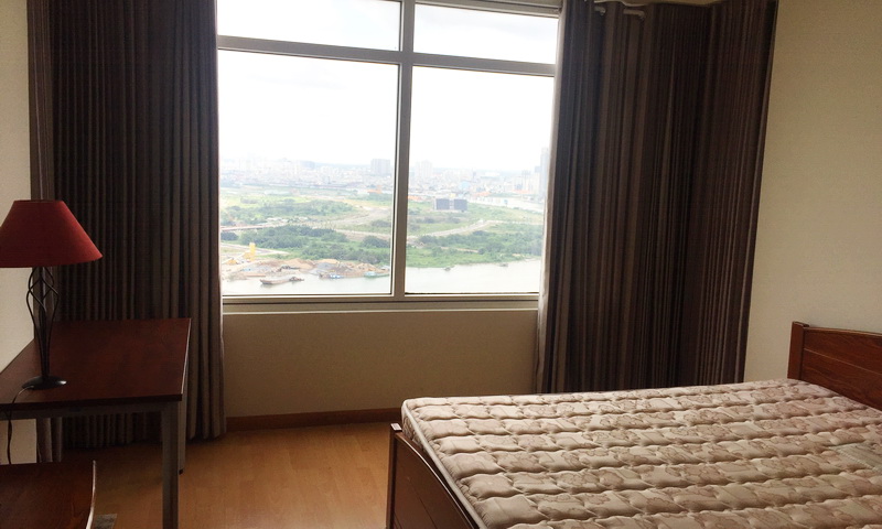 Căn hộ Saigon Pearl cho thuê 2 phòng ngủ tầng 33 toà Sapphire 1 full nội thất view sông