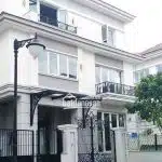 Biệt thự quận 2 cho thuê Sala Saroma 331 m2 4 phòng ngủ nhà giao thô