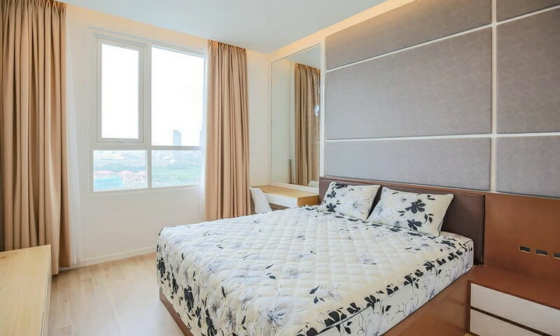 Cho thuê căn Sala Sarimi 2 phòng ngủ view q1 lầu 11 tháp A1 nội thất xịn