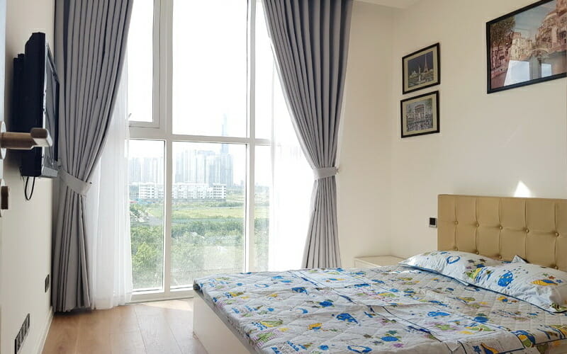 Căn hộ Sala Sarina cho thuê 2 phòng ngủ view L81 lầu 6 toà B đủ nội thất
