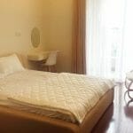 Cho thuê Thảo Điền Pearl 2 phòng ngủ lầu 11 block A nhà đẹp view hồ bơi