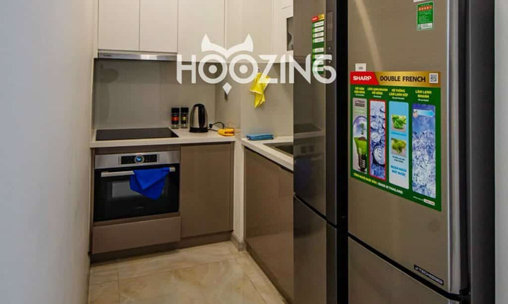 Vinhomes Golden River cho thuê tầng 26 A1 đủ nội thất 1 phòng ngủ view L81