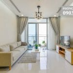 Cho thuê căn Vinhomes view thành phố lầu 28 P7 nội thất cao cấp 2 phòng ngủ