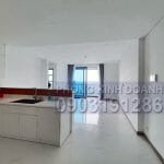 Căn Sunwah Pearl cho thuê tầng 30 nội thất cơ bản 1 phòng ngủ view đẹp