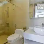 Cho thuê căn hộ Vinhomes view thành phố tầng 40 P7 nhà trống 2 phòng ngủ