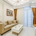 Vinhomes Central Park cho thuê lầu 6 L5 đủ nội thất view hồ bơi 1 phòng ngủ