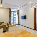Vinhomes Central Park cho thuê lầu 17 Landmark 5 nội thất đẹp 1 phòng ngủ