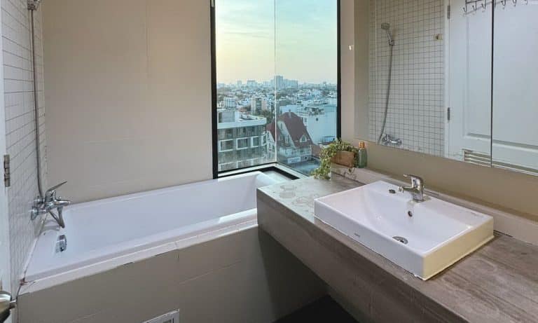 Cho thuê căn hộ The Ascent tầng 10 nội thất xịn 2 phòng ngủ view L81