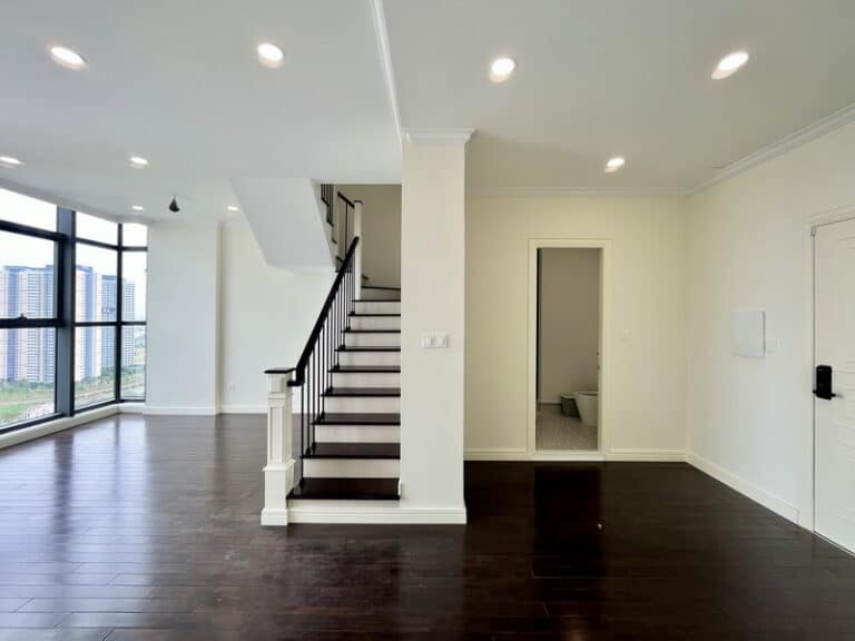 Bán căn hộ 3 phòng ngủ duplex Dlusso nội thất cơ bản, view đẹp