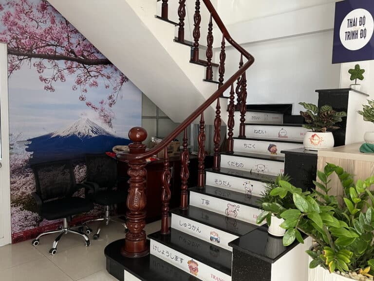Bán nhà phố căn góc sát chợ Bình Thạnh, Bình Hưng Hòa, Bình Tân
