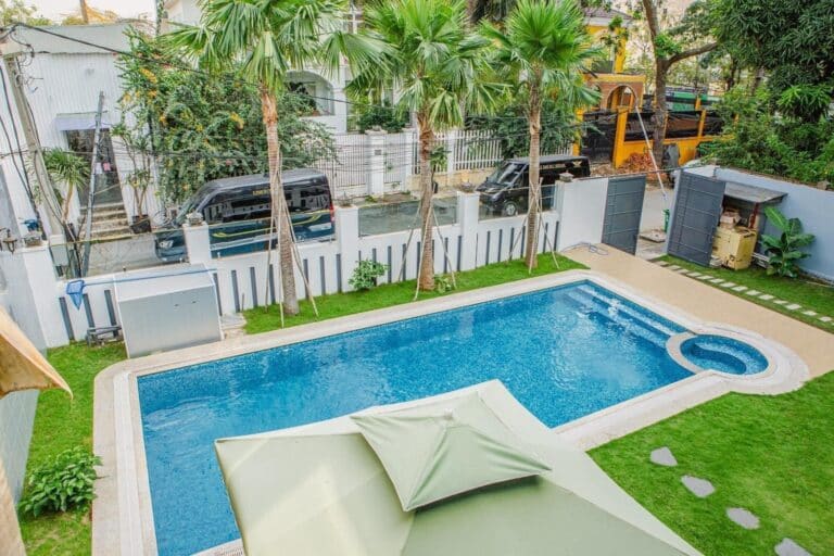 Cho thuê biệt thự Nguyễn Văn Hưởng, Quận 2 có hồ bơi riêng
