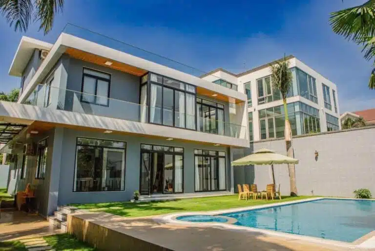 Cho thuê biệt thự Nguyễn Văn Hưởng, Quận 2 có hồ bơi riêng