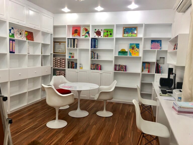 Cho thuê biệt thự Saigon Pearl 147 m2 4 phòng ngủ nội thất xịn quận Bình Thạnh