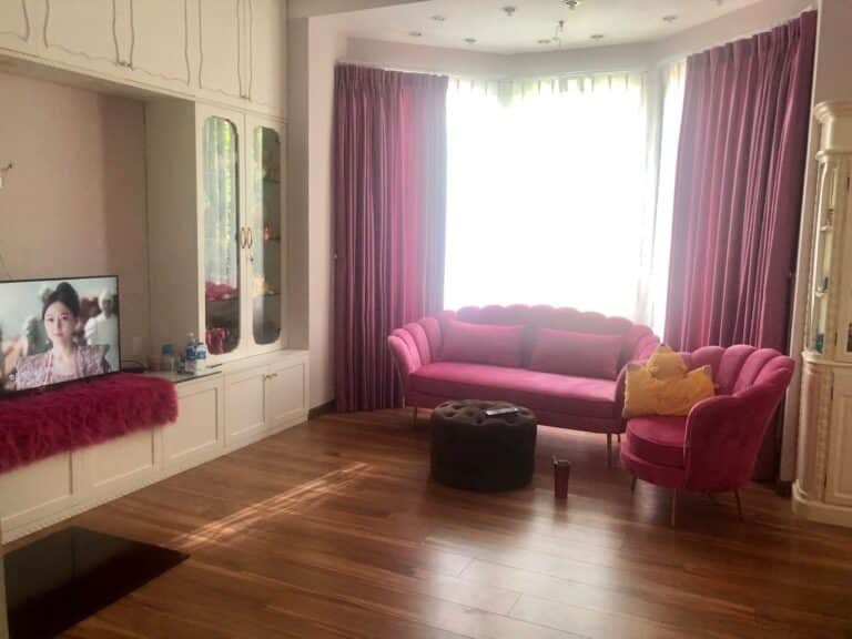 Cho thuê biệt thự Saigon Pearl 147 m2 4 phòng ngủ nội thất xịn quận Bình Thạnh