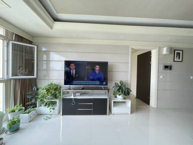 Cantavil Hoàn Cầu cho thuê view Điện Biên Phủ 3 phòng ngủ lầu 15 nhà đẹp