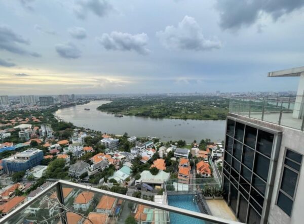 Cho thuê Penthouse Nassim Thảo Điền có hồ bơi riêng, tháng máy riêng