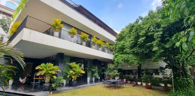 Cho thuê biệt thự Compound Nguyễn Văn Hưởng full nội thất