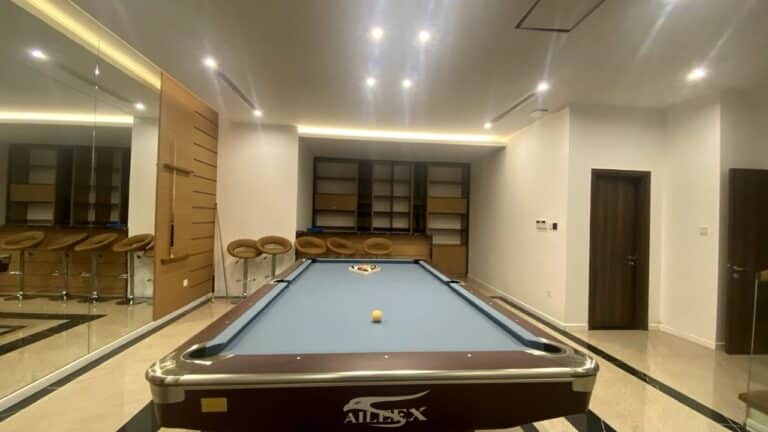 Cho thuê biệt thự cao cấp Vinhomes Ba Son Quận 1 đầy đủ nội thất