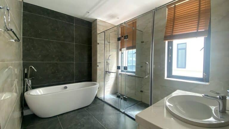 Cho thuê biệt thự cao cấp Vinhomes Ba Son Quận 1 đầy đủ nội thất