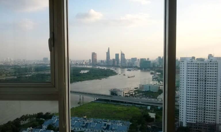 Cho thuê Saigon Pearl 4 phòng ngủ tầng 28 toà Topaz 1 nội thất đẹp view sông