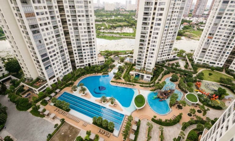 Đảo Kim Cương cho thuê căn hộ 1 phòng ngủ lầu cao có nội thất view hồ bơi