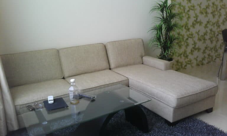 Căn hộ Saigon Pearl cho thuê 2 phòng ngủ tầng 12 tháp Sapphire 1 có nội thất view sông
