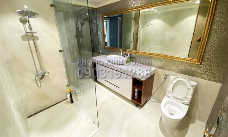 Cho thuê căn hộ Cantavil Hoàn Cầu view hồ 3 phòng tầng 5 nội thất xịn