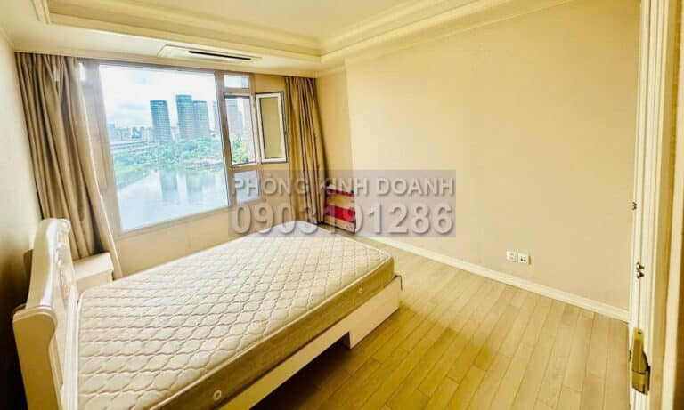 Cho thuê căn Cantavil Hoàn Cầu view hồ 3 phòng ngủ tầng cao đủ nội thất