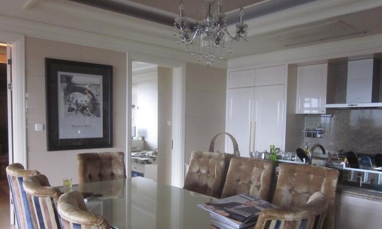 Cho thuê căn hộ Cantavil Hoàn Cầu view hồ 3 phòng ngủ lầu 11 nội thất đầy đủ