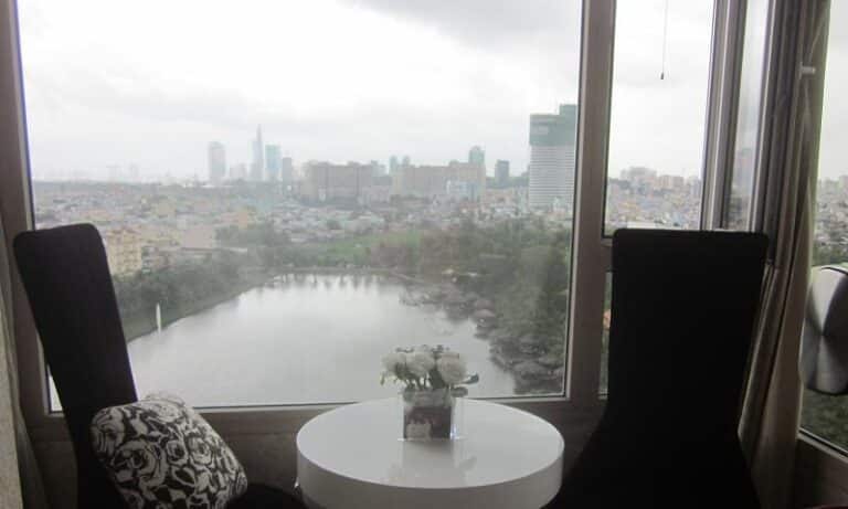 Cho thuê căn hộ Cantavil Hoàn Cầu view hồ 3 phòng ngủ lầu 11 nội thất đầy đủ