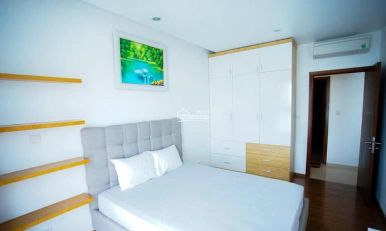 Cho thuê căn hộ Pearl Plaza 3 phòng ngủ view thành phố tầng 28 đầy đủ nội thất