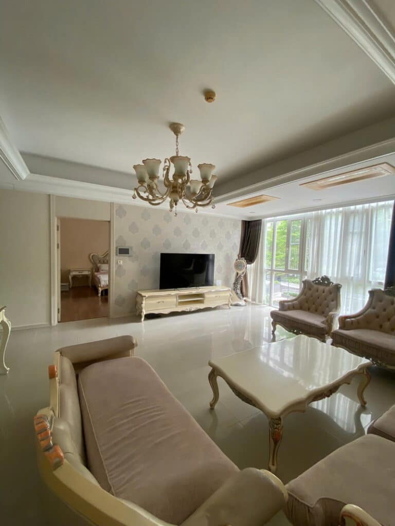 Cho thuê căn hộ 3 phòng ngủ Imperia An Phú, Tầng Thấp, Nội thất đẹp