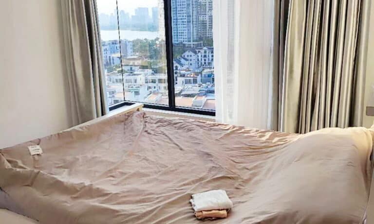 Căn hộ One Verandah cho thuê 3 phòng ngủ lầu cao nội thất xịn view sông
