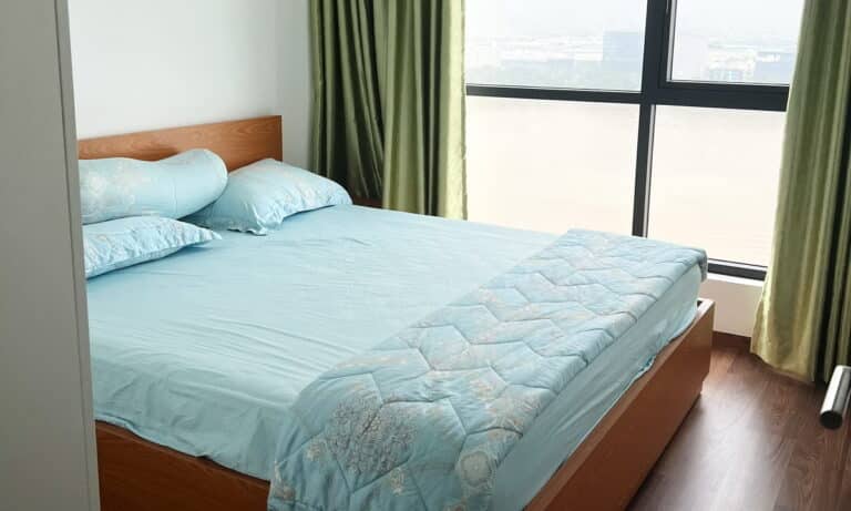 Căn hộ One Verandah cho thuê 3 phòng ngủ tầng cao đủ nội thất view sông
