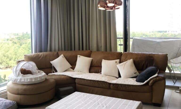 Cho thuê căn hộ Đảo Kim Cương 4 phòng ngủ lầu thấp đủ nội thất view sông