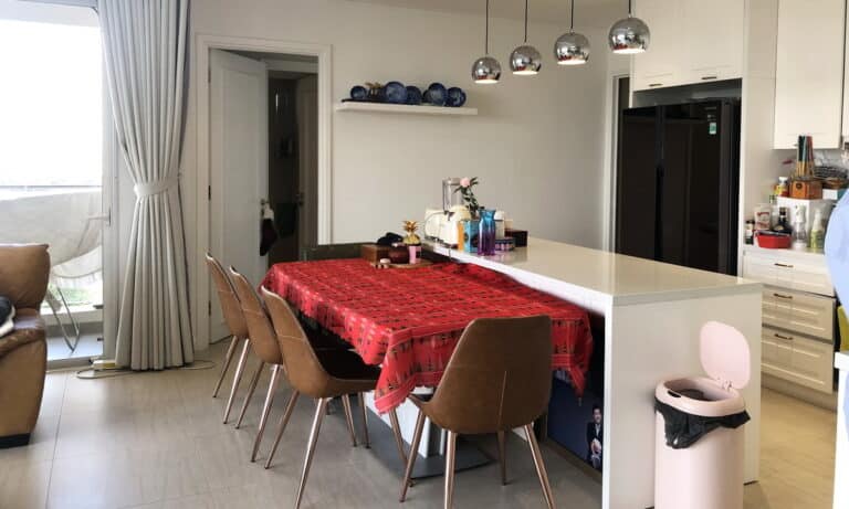 Cho thuê căn hộ Đảo Kim Cương 4 phòng ngủ lầu thấp đủ nội thất view sông