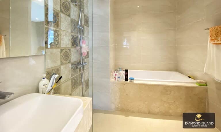 Căn hộ Đảo Kim Cương cho thuê 3 phòng lầu cao nội thất đẹp view sông L81
