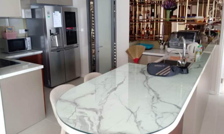 Căn hộ cho thuê Đảo Kim Cương 2 phòng tầng cao nội thất đẹp view sông