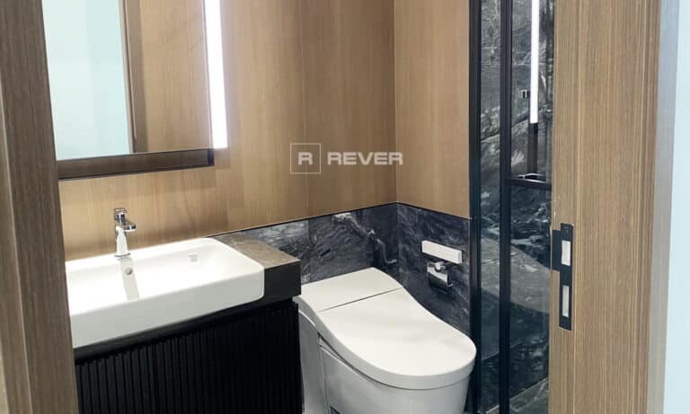 Lumiere Riverside cho thuê căn 2 phòng ngủ tầng cao nhà trống view hồ bơi