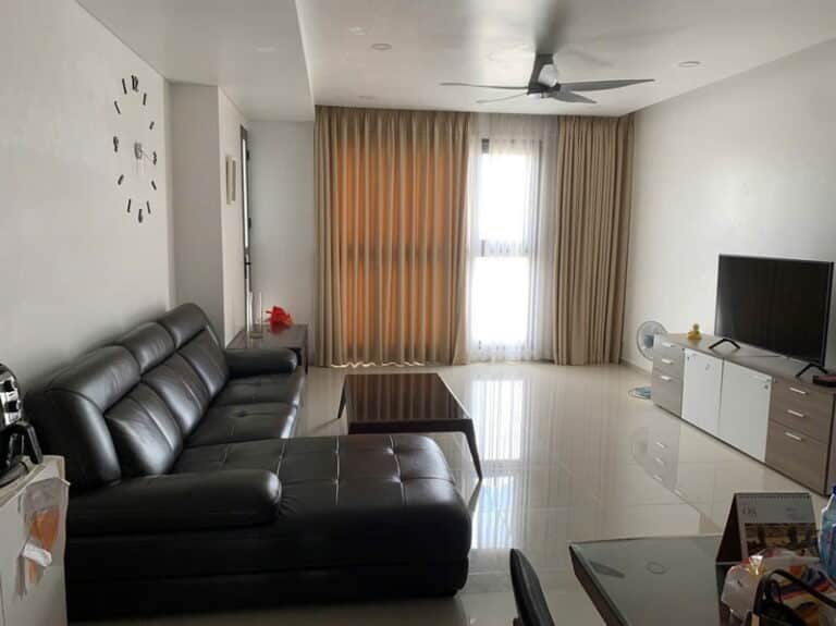 Cho thuê căn hộ Pearl Plaza 2 phòng ngủ tầng cao, giá tốt