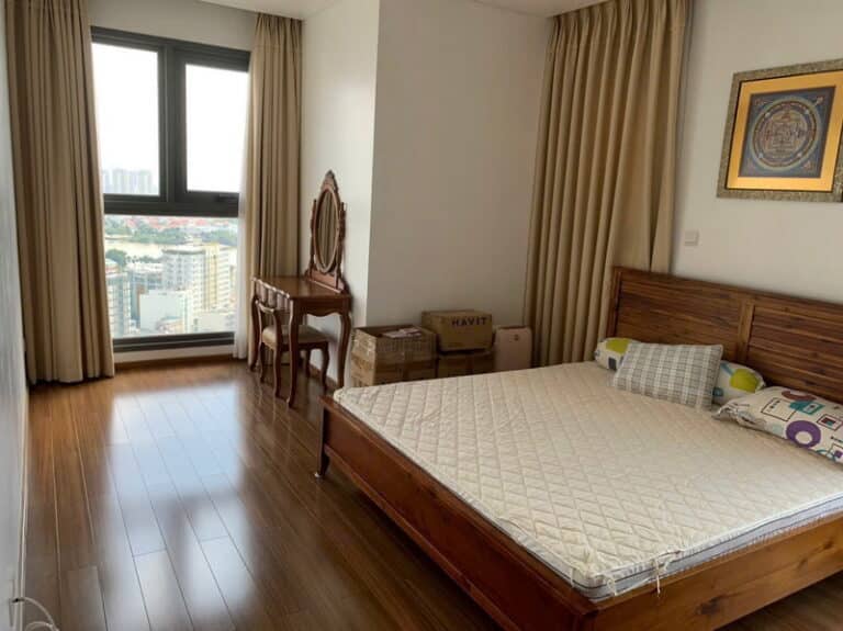 Cho thuê căn hộ Pearl Plaza 2 phòng ngủ tầng cao, giá tốt