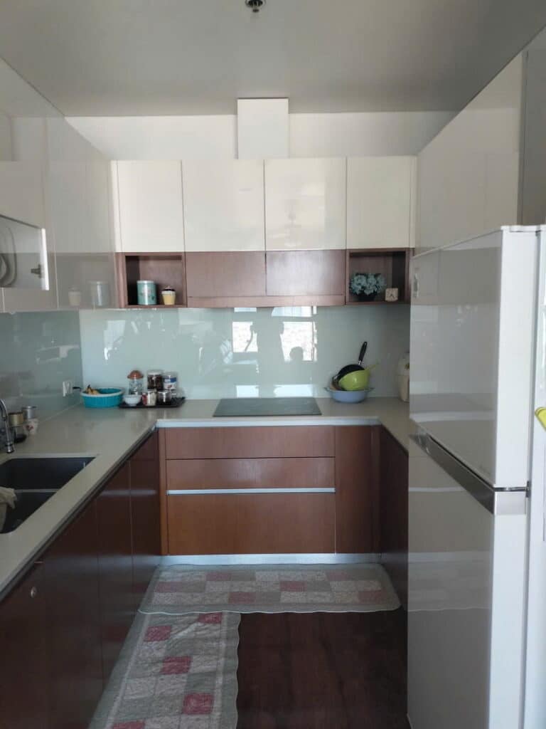 Cho thuê căn góc 2 phòng ngủ Pearl Plaza, Tầng 11, view đẹp thoáng