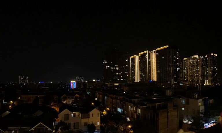 Căn hộ cho thuê One Verandah 2 phòng ngủ lầu thấp nội thất cơ bản