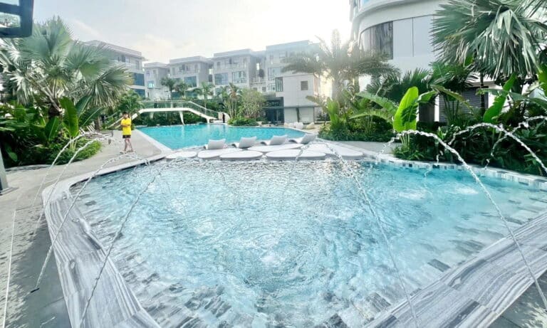 Thủ Thiêm Zeit cho thuê 2 phòng ngủ lầu trung nội thất cơ bản view khu Sala