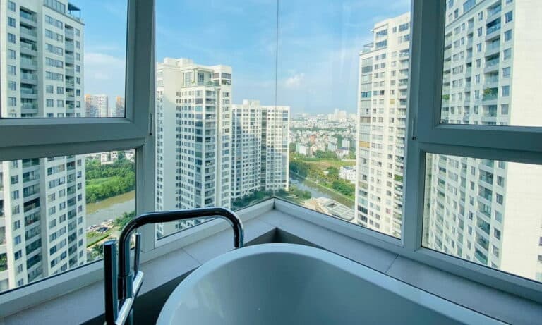 Cho thuê Đảo Kim Cương 4 phòng ngủ tầng cao nội thất đầy đủ view sông