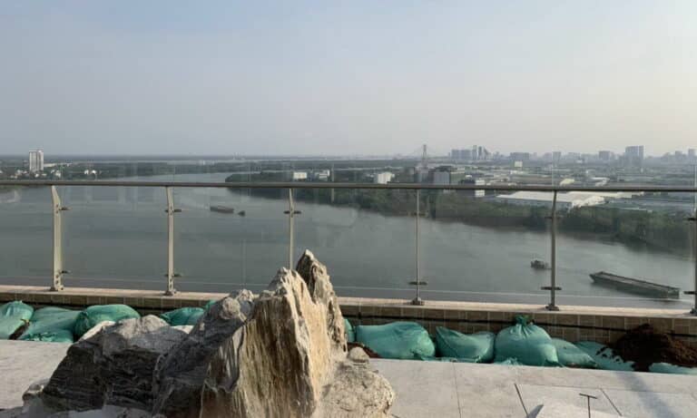 Cho thuê Đảo Kim Cương duplex 4 phòng lầu cao nội thất đầy đủ view sông