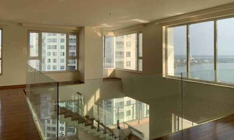 Cho thuê Đảo Kim Cương duplex 4 phòng lầu cao nội thất đầy đủ view sông
