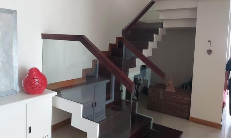 Cho thuê Đảo Kim Cương duplex 5 phòng ngủ tầng cao nhà đẹp view sông